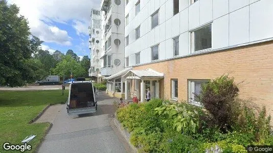 Lägenheter att hyra i Huddinge - Bild från Google Street View