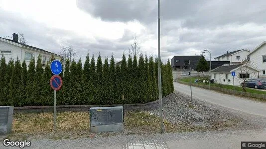 Lägenheter att hyra i Huddinge - Bild från Google Street View