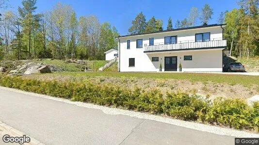 Lägenheter att hyra i Huddinge - Bild från Google Street View