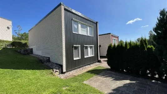 Hus i Tranås - foto 1