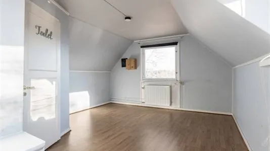 Hus i Södertälje - foto 8