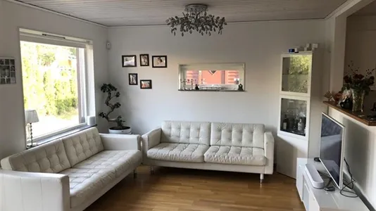 Hus i Huddinge - foto 5