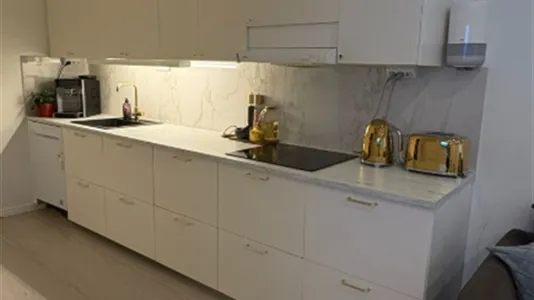 Hus i Haninge - foto 1