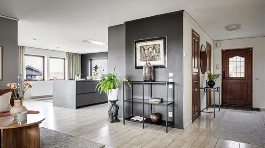 Hus i Lerum - foto 2