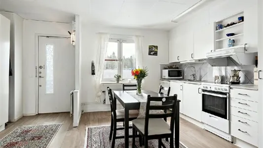 Lägenheter i Järfälla - foto 1
