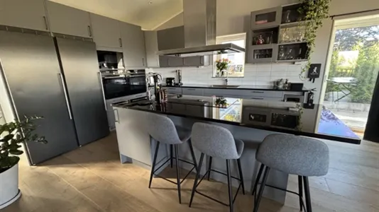 Hus i Ale - foto 1