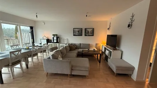 Hus i Vallentuna - foto 1