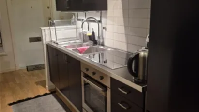Handen - 2rok - 6mån - 12.650kr/mån