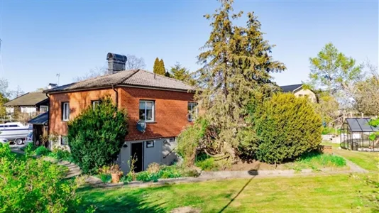 Hus i Nynäshamn - foto 1