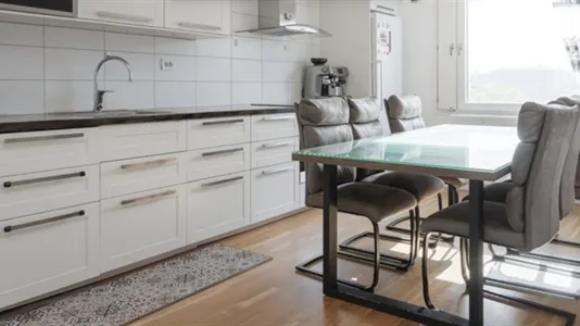 Lägenheter i Husie - foto 3