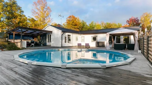 Hus i Ekerö - foto 1