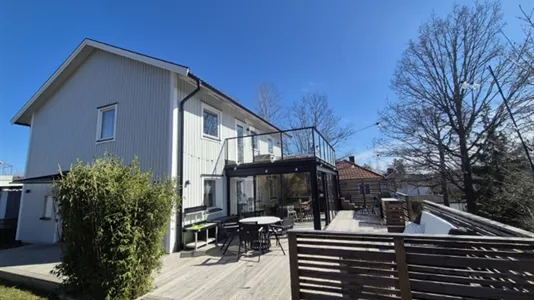 Hus i Huddinge - foto 1
