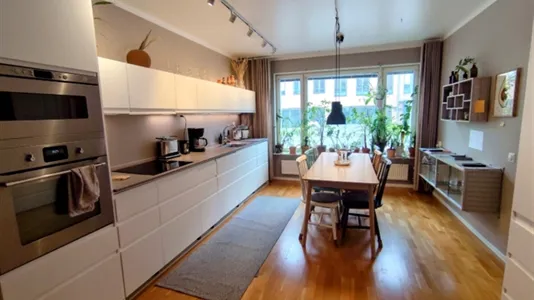Lägenheter i Solna - foto 1