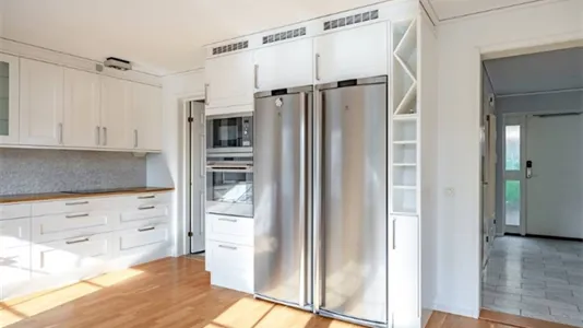 Hus i Upplands Väsby - foto 5