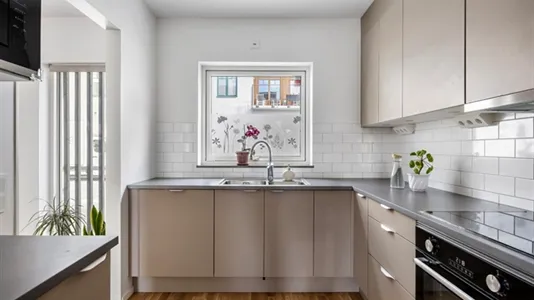 Hus i Upplands Väsby - foto 7