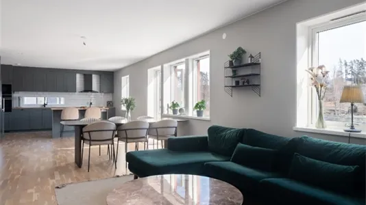 Hus i Nynäshamn - foto 1