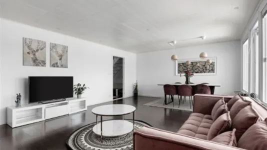 Hus i Järfälla - foto 1