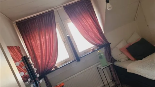 Hus i Botkyrka - foto 3