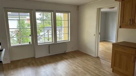 Hus i Nacka - foto 1