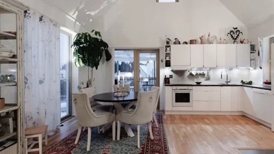 Hus i Österåker - foto 1