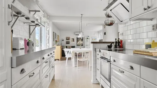 Hus i Österåker - foto 1