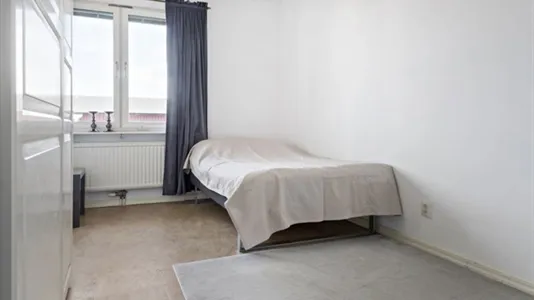 Lägenheter i Botkyrka - foto 9