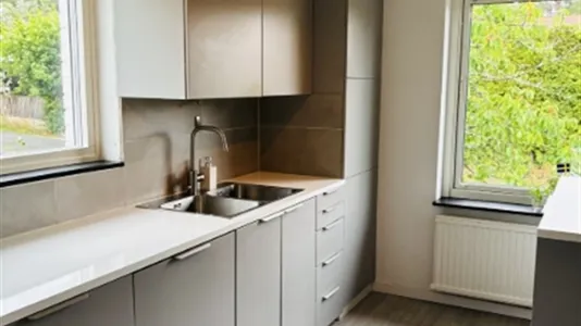 Hus i Tyresö - foto 4