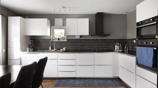 Hus i Upplands Väsby - foto 3
