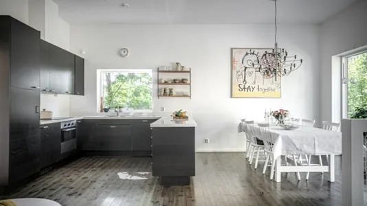 Hus i Huddinge - foto 2