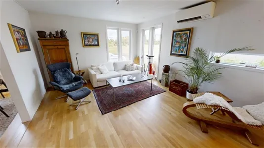 Hus i Ekerö - foto 1
