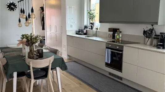 Hus i Järfälla - foto 1