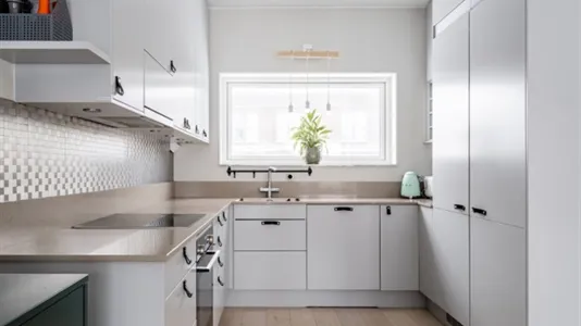 Hus i Sollentuna - foto 2