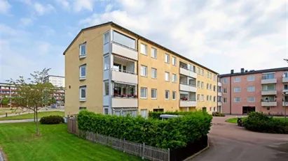 Västerås - 3rok - 6mån - 13.800kr/mån Västerås - 3rok - 6mån - 13.800kr/mån