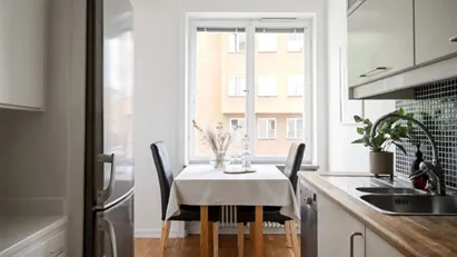 Solna - 1rok - 10mån - 13.225kr/mån