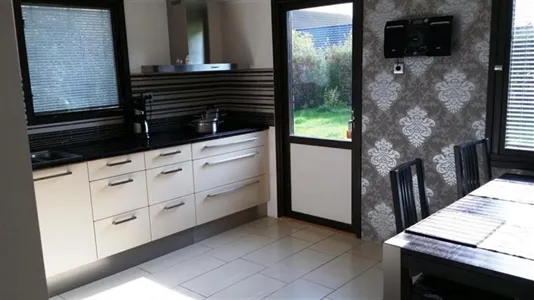 Lägenheter i Husie - foto 2