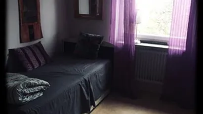 Bandhagen - 1rok - tillsv - 5.175kr/mån