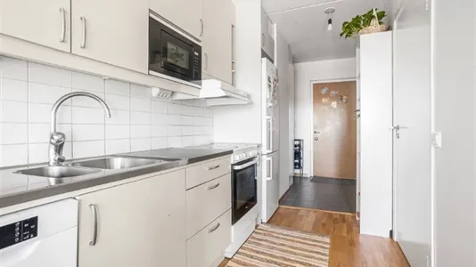 Lägenheter i Järfälla - foto 1