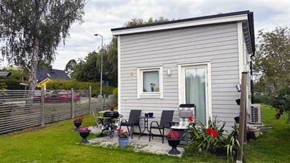 Täby - 1rok - tillsv - 10.338kr/mån
