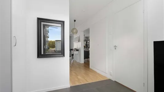 Hus i Botkyrka - foto 1