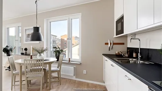 Lägenheter i Sollentuna - foto 9