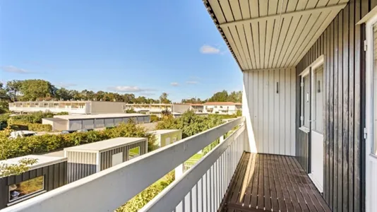 Hus i Järfälla - foto 3