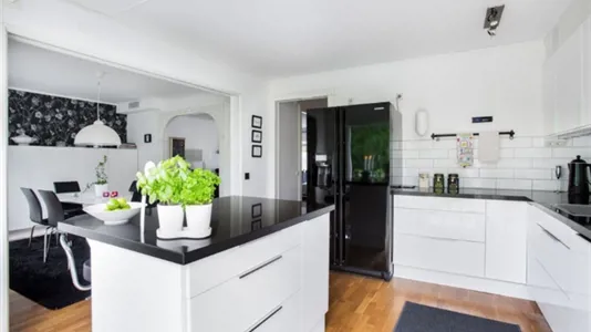Hus i Järfälla - foto 2