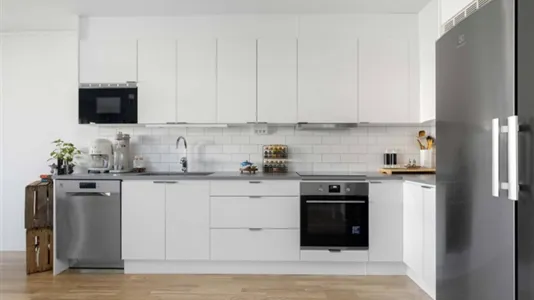 Hus i Botkyrka - foto 4