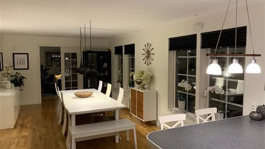 Hus i Huddinge - foto 15