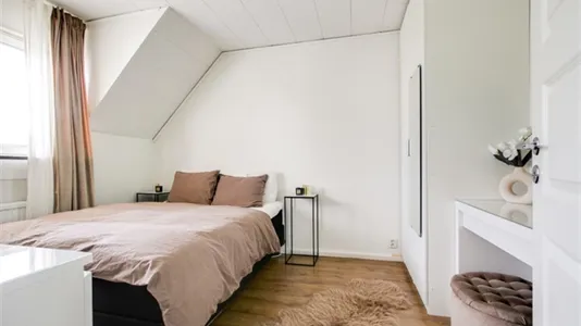 Hus i Botkyrka - foto 6