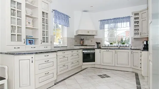 Hus i Täby - foto 2