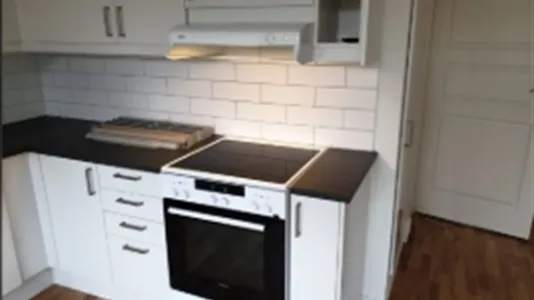 Lägenheter i Huddinge - foto 1