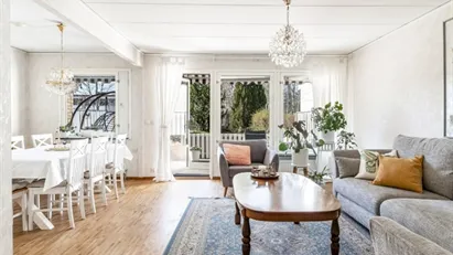 Västerås - 6rok - 6mån - 14.375kr/mån