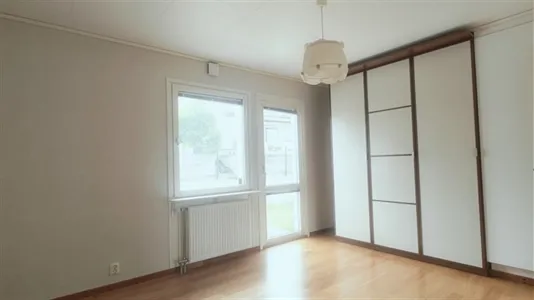 Hus i Botkyrka - foto 7