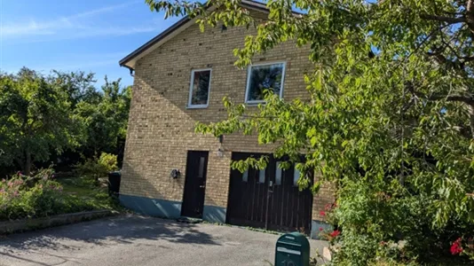 Hus i Värmdö - foto 1